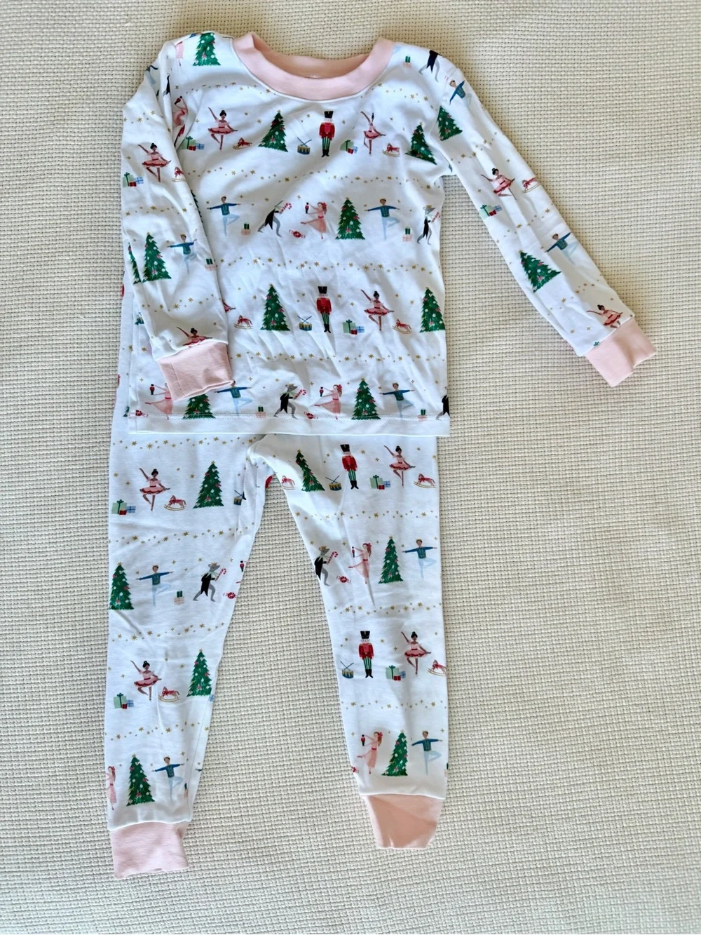 Lake Girls White Holiday Ballet & Tree Print Pajama Set with Pink Trim